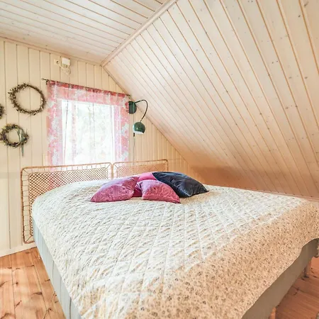 Happy Place Incl Wifi, Ac, Washing Machine Chalet *
